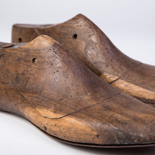 Houten schoenleesten